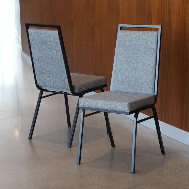 Access Banquet Chair